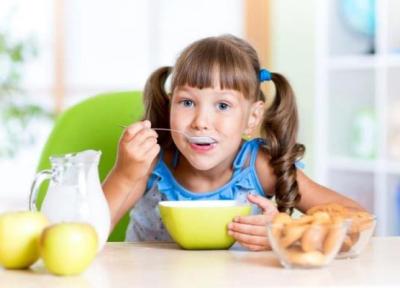 اهمیت خوردن صبحانه برای بچه ها