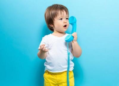 چگونه به رشد مهارت گفتار کودک یاری کنیم؟